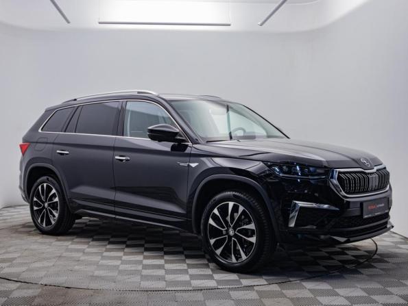 Skoda Kodiaq I Рестайлинг с пробегом 2023 года, цена 4 640 000 рублей, 19800 км, внедорожник, Автокод Объявления