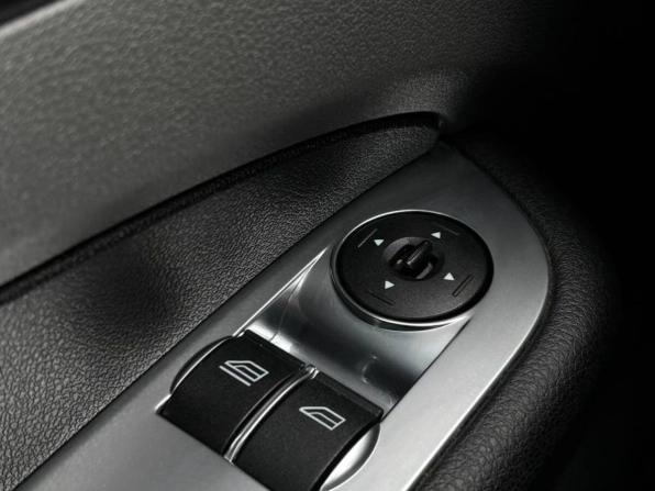 Ford Focus II Рестайлинг с пробегом 2010 года, цена 611 000 рублей, 135861 км, седан, Автокод Объявления