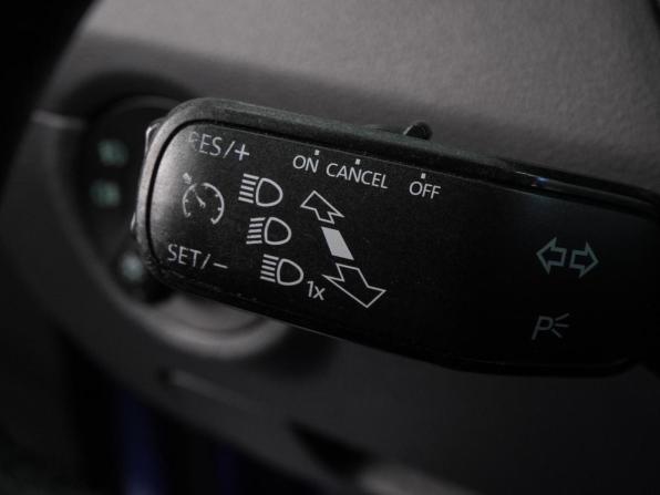 Skoda Octavia III (A7) Рестайлинг с пробегом 2018 года, цена 2 049 000 рублей, 206622 км, лифтбек, Автокод Объявления