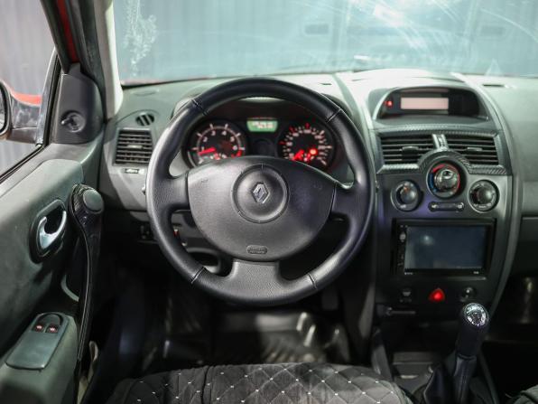 Renault Megane II Рестайлинг с пробегом 2006 года, цена 349 000 рублей, 275494 км, седан, Автокод Объявления