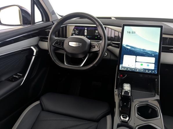 Geely Atlas II с пробегом 2023 года, цена 2 299 000 рублей, 82152 км, внедорожник, Автокод Объявления