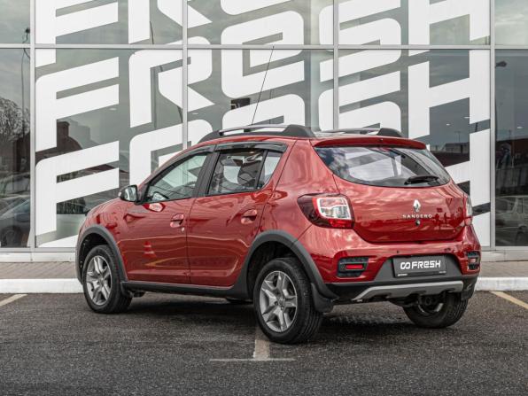 Renault Sandero II Рестайлинг с пробегом 2020 года, цена 1 322 500 рублей, 49725 км, хэтчбек, Автокод Объявления