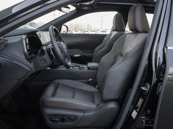 Lexus RX V с пробегом 2023 года, цена 9 490 000 рублей, 505 км, внедорожник, Автокод Объявления