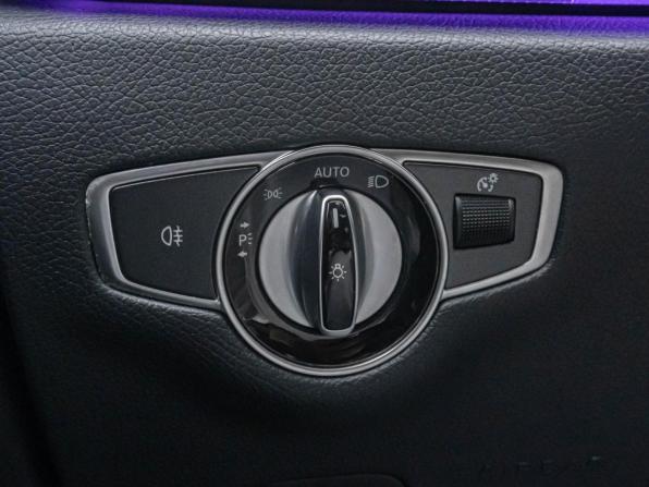 Mercedes-Benz E-Класс V (W213 S213 C238) Рестайлинг с пробегом 2021 года, цена 4 600 000 рублей, 99077 км, седан, Автокод Объявления