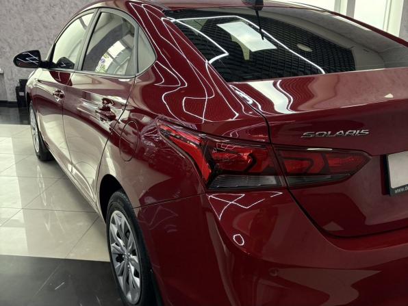 Hyundai Solaris II с пробегом 2018 года, цена 1 095 000 рублей, 132471 км, седан, Автокод Объявления