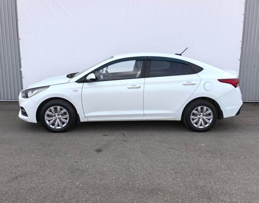 Hyundai Solaris II Санкт-Петербург  - изображение 3