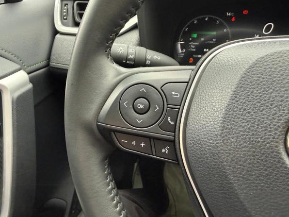 Toyota RAV4 V (XA50) с пробегом 2024 года, цена 3 899 000 рублей, 18200 км, внедорожник, Автокод Объявления