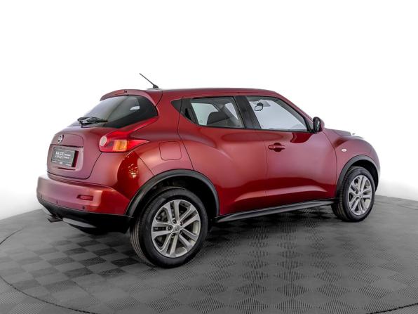 Nissan Juke I с пробегом 2013 года, цена 1 055 000 рублей, 119107 км, внедорожник, Автокод Объявления