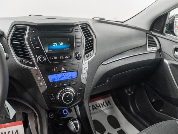 Hyundai Santa Fe III с пробегом 2012 года, цена 1 599 000 рублей, 195065 км, внедорожник, Автокод Объявления