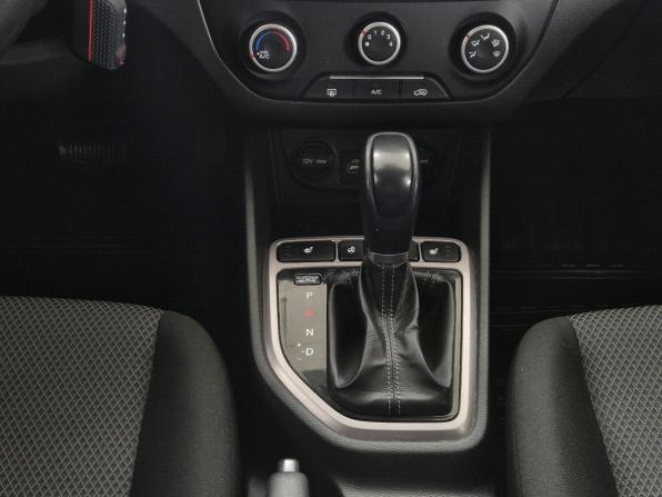 Hyundai Creta I с пробегом 2019 года, цена 1 649 000 рублей, 163711 км, внедорожник, Автокод Объявления