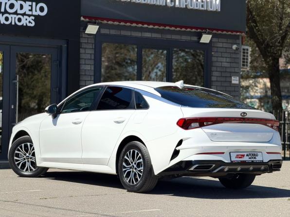Kia K5 III с пробегом 2021 года, цена 2 290 000 рублей, 81687 км, седан, Автокод Объявления