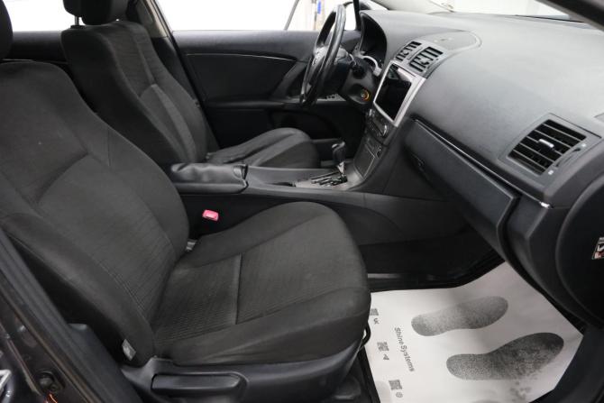 Toyota Avensis III с пробегом 2009 года, цена 1 049 000 рублей, 370000 км, седан, Автокод Объявления