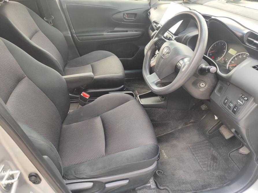 Toyota Wish II Рестайлинг Москва  - изображение 9