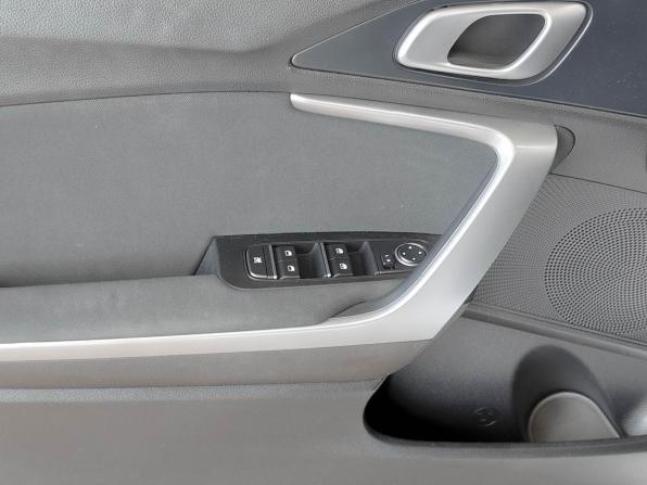 Kia Ceed III с пробегом 2020 года, цена 1 730 000 рублей, 69327 км, хэтчбек, Автокод Объявления