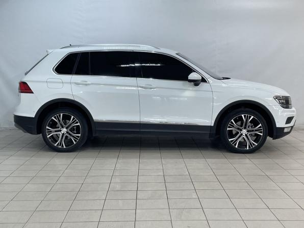Volkswagen Tiguan II с пробегом 2016 года, цена 2 250 000 рублей, 178800 км, внедорожник, Автокод Объявления