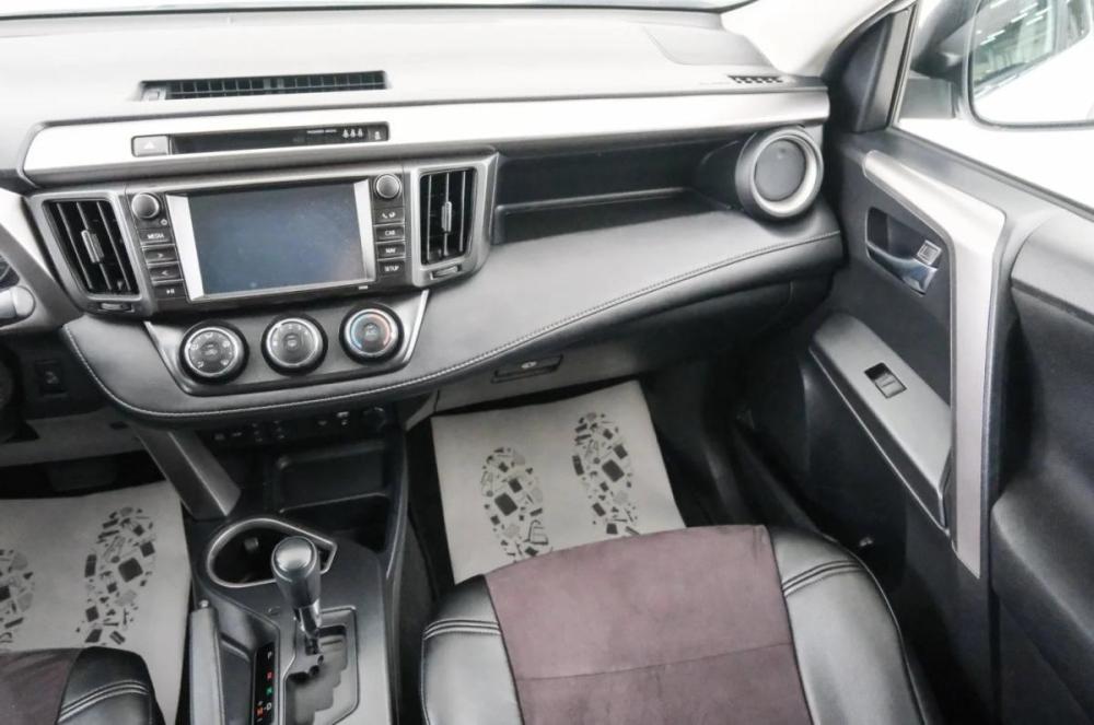 Toyota RAV4 IV (XA40) Рестайлинг Красноярск  - изображение 12