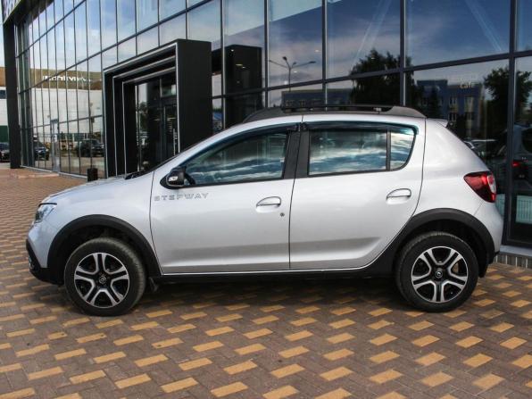 Renault Sandero II Рестайлинг с пробегом 2018 года, цена 1 159 000 рублей, 73000 км, хэтчбек, Автокод Объявления