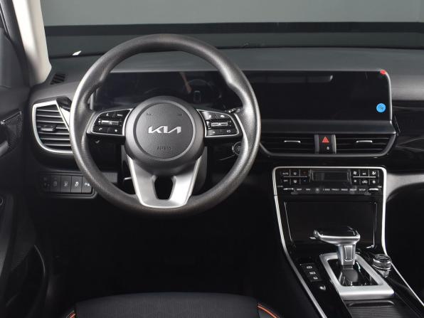 Kia Seltos I Рестайлинг с пробегом 2026 года, цена 2 850 995 рублей, 11 км, внедорожник, Автокод Объявления