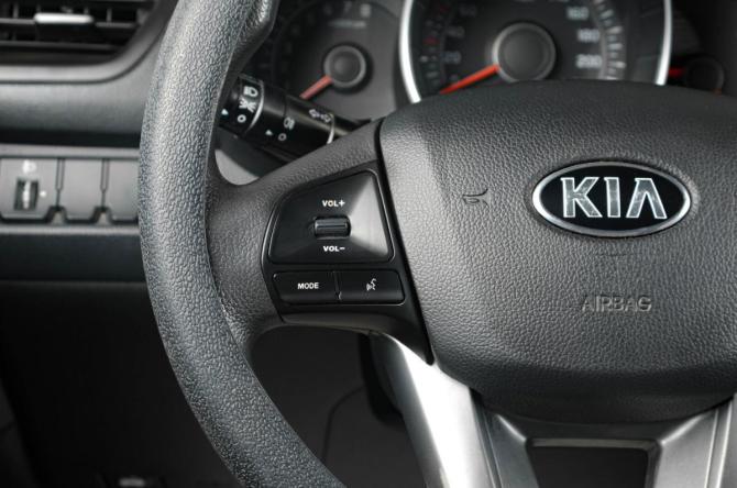 Kia Rio III с пробегом 2011 года, цена 899 000 рублей, 163000 км, седан, Автокод Объявления