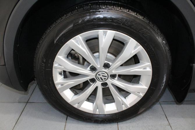 Volkswagen Tiguan II с пробегом 2017 года, цена 1 829 000 рублей, 180261 км, внедорожник, Автокод Объявления