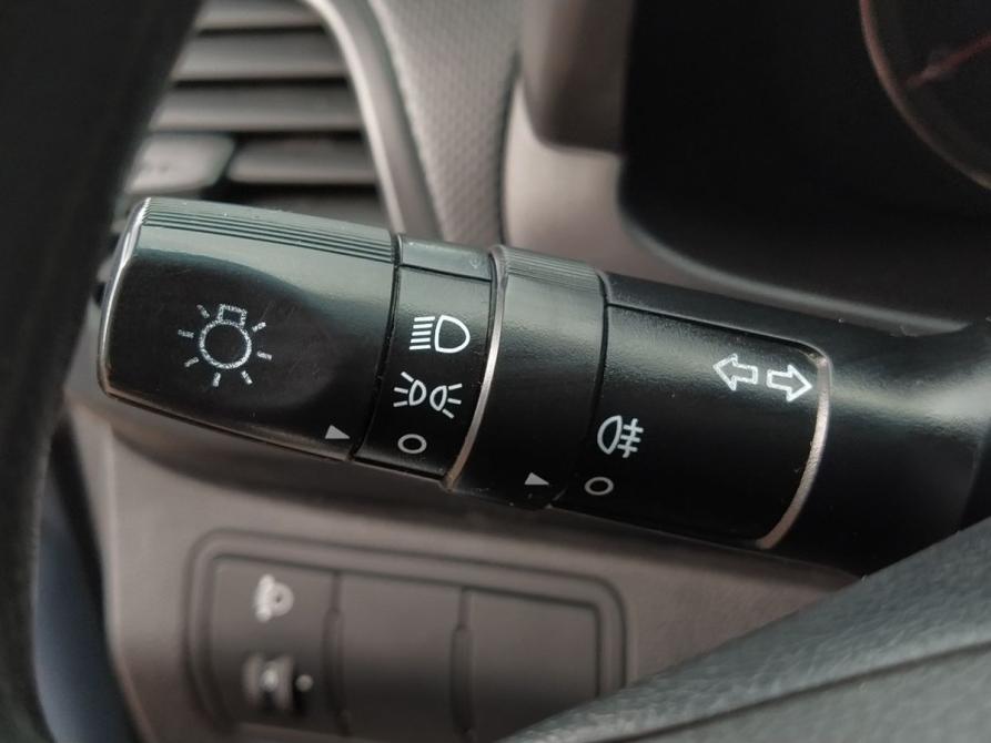 Hyundai Solaris I Екатеринбург  - изображение 8