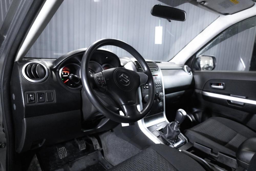 Suzuki Grand Vitara II Рестайлинг 2 Тюмень  - изображение 15