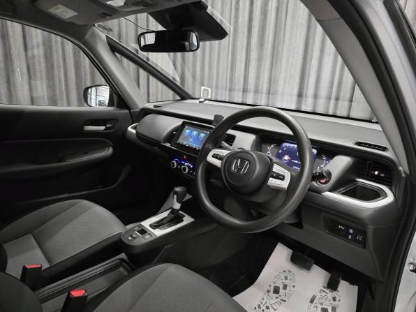 Honda Fit IV с пробегом 2021 года, цена 1 240 000 рублей, 118000 км, хэтчбек, Автокод Объявления