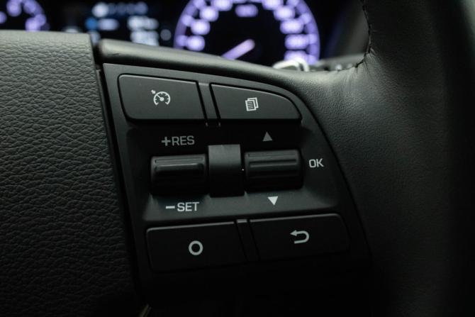 Hyundai Genesis II с пробегом 2016 года, цена 2 049 000 рублей, 102995 км, седан, Автокод Объявления