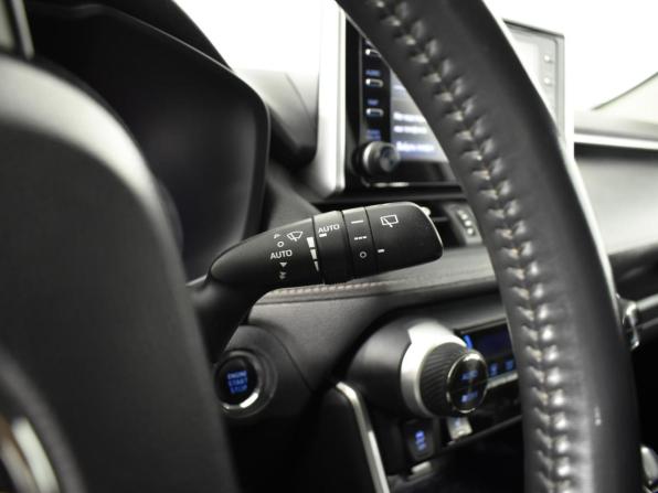 Toyota RAV4 V (XA50) с пробегом 2019 года, цена 2 749 900 рублей, 122488 км, внедорожник, Автокод Объявления