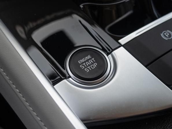 Kia Sportage V с пробегом 2026 года, цена 3 900 000 рублей, 31 км, внедорожник, Автокод Объявления