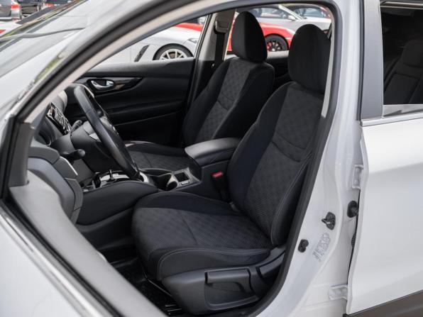 Nissan Qashqai II с пробегом 2017 года, цена 1 549 000 рублей, 119908 км, внедорожник, Автокод Объявления