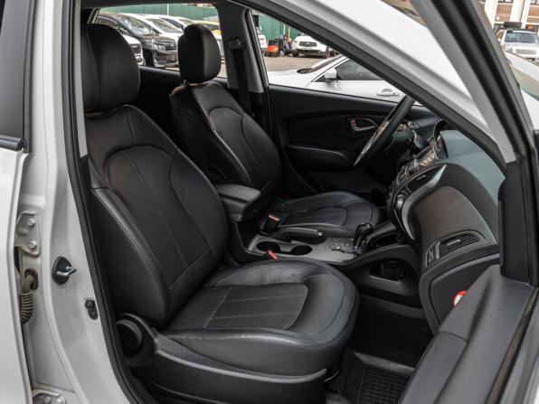 Hyundai ix35 I Рестайлинг с пробегом 2015 года, цена 1 690 000 рублей, 102162 км, внедорожник, Автокод Объявления
