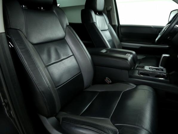 Toyota Tundra II Рестайлинг с пробегом 2020 года, цена 7 200 000 рублей, 133500 км, пикап, Автокод Объявления