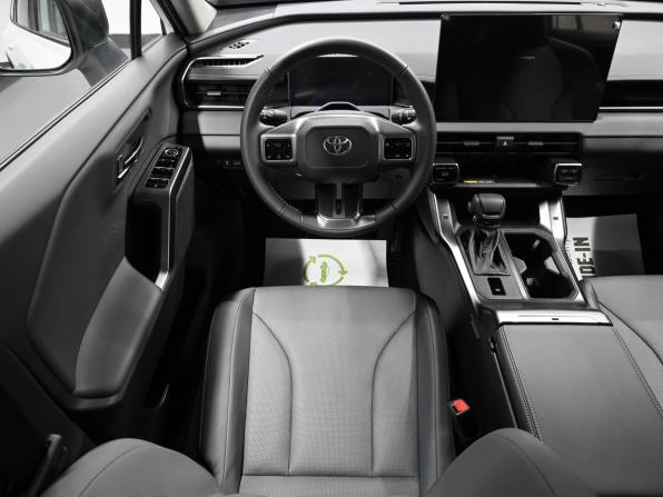 Toyota RAV4 VI (XA60) с пробегом 2025 года, цена 4 200 000 рублей, 34 км, внедорожник, Автокод Объявления