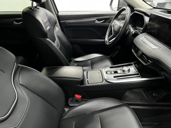 Haval Jolion I с пробегом 2022 года, цена 1 880 000 рублей, 61499 км, внедорожник, Автокод Объявления