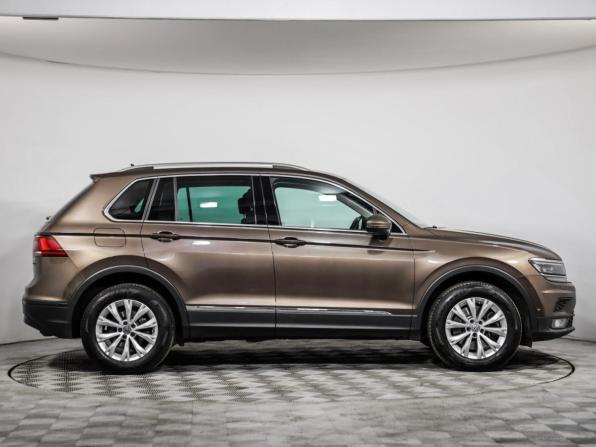 Volkswagen Tiguan II с пробегом 2017 года, цена 2 599 000 рублей, 91752 км, внедорожник, Автокод Объявления