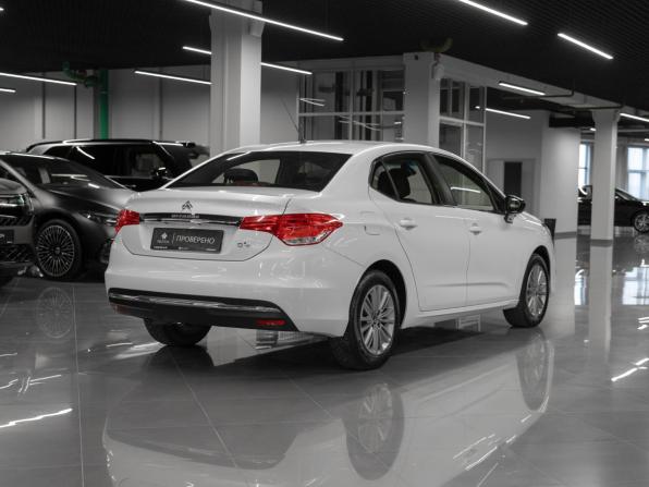Citroen C4 II Рестайлинг с пробегом 2018 года, цена 1 360 000 рублей, 57662 км, седан, Автокод Объявления
