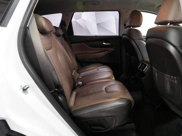 Hyundai Santa Fe IV с пробегом 2018 года, цена 2 544 000 рублей, 183000 км, внедорожник, Автокод Объявления