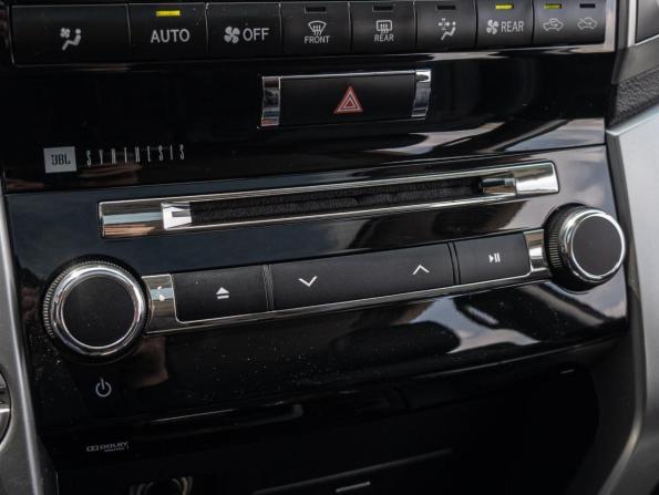Toyota Land Cruiser 200 Series Рестайлинг 1 с пробегом 2013 года, цена 3 620 000 рублей, 293098 км, внедорожник, Автокод Объявления