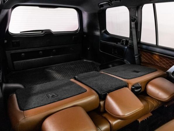 Toyota Land Cruiser 200 Series Рестайлинг 2 с пробегом 2017 года, цена 5 990 000 рублей, 195000 км, внедорожник, Автокод Объявления