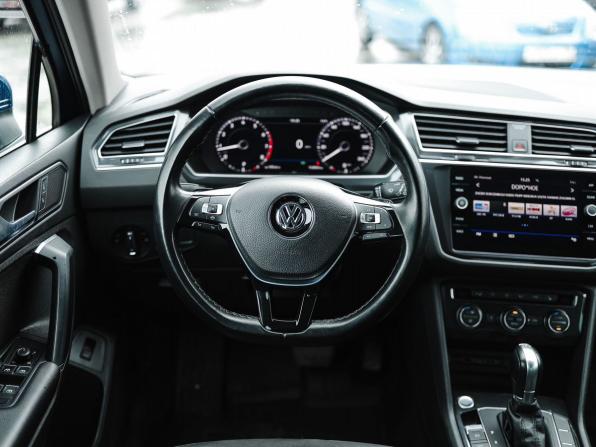 Volkswagen Tiguan II с пробегом 2018 года, цена 2 779 000 рублей, 153055 км, внедорожник, Автокод Объявления