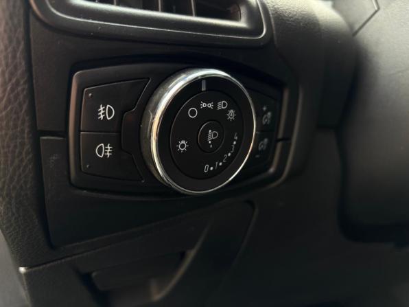 Ford Focus III с пробегом 2012 года, цена 650 000 рублей, 245492 км, седан, Автокод Объявления