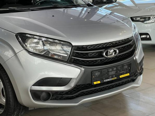 Lada (ВАЗ) XRAY I с пробегом 2018 года, цена 800 000 рублей, 118647 км, хэтчбек, Автокод Объявления