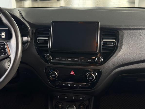 Hyundai Solaris II Рестайлинг с пробегом 2020 года, цена 1 577 000 рублей, 119000 км, седан, Автокод Объявления