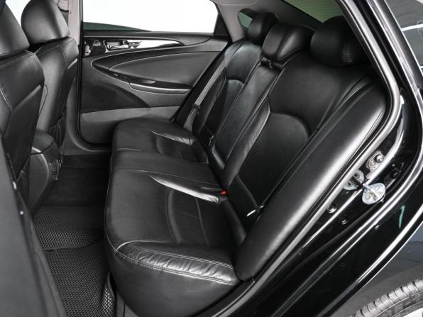 Hyundai Sonata VI (YF) с пробегом 2012 года, цена 1 289 000 рублей, 129663 км, седан, Автокод Объявления