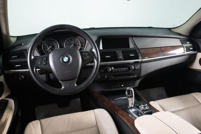 BMW X5 II (E70) Рестайлинг с пробегом 2010 года, цена 2 499 000 рублей, 249680 км, внедорожник, Автокод Объявления