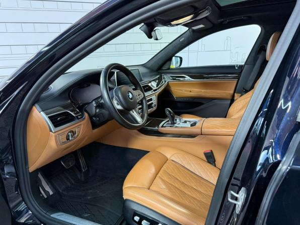 BMW 7 серии VI (G11/G12) Рестайлинг с пробегом 2021 года, цена 7 450 000 рублей, 110000 км, седан, Автокод Объявления