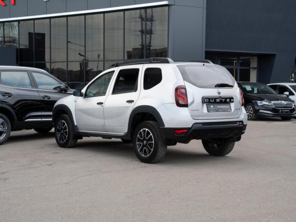 Renault Duster I Рестайлинг с пробегом 2017 года, цена 895 000 рублей, 265678 км, внедорожник, Автокод Объявления