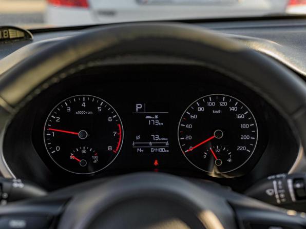 Kia Rio IV Рестайлинг с пробегом 2021 года, цена 1 788 000 рублей, 64436 км, хэтчбек, Автокод Объявления