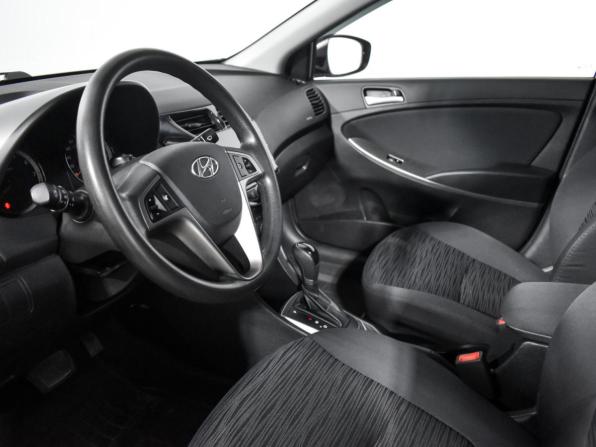 Hyundai Solaris I Рестайлинг с пробегом 2015 года, цена 925 000 рублей, 122000 км, седан, Автокод Объявления